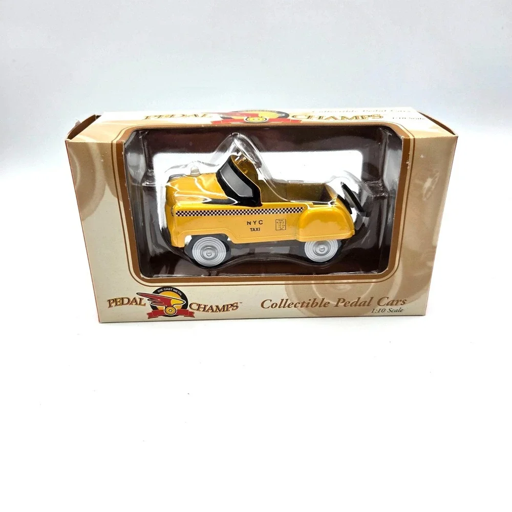 PEDAL CHAMPS Collectible Pedal‎ Cars TAXI - 1:10 Scale - 2000